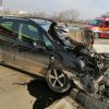 Accident grav. Adolescentă rănită după ce mașina în care se afla a lovit violent un parapet de pe Podul Unirii din Suceava (foto)