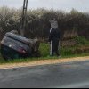 Cinci răniți după ce o șoferiță de 22 de ani s-a răsturnat cu mașina la Prisaca Dornei