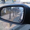 S-a izbit de oglinda retrovizoare a unei mașini în timp ce încerca să traverseze strada în fugă prin loc nepermis