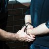 Bărbat din județul Olt, acuzat că a întreținut relații sexuale cu o fată de 14 ani, arestat