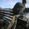 Rusia produce de trei ori mai multe proiectile de artilerie decât SUA și Europa împreună, pentru Ucraina