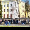 „Amiază împotriva lui Putin“, protestul care adună mii de oameni la secțiile de vot din Rusia și la ambasade. Coadă și la ambasada Rusiei la București