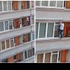 Spiderman a la Cluj. S-a cățărat pe bloc până la etajul 2 și oamenii s-au trezit cu el pe balcon. O femeie l-a mușcat de mână