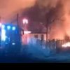 Un cunoscut restaurant din Câmpulung a fost cuprins de incendiu. Focul a afectat o terasă şi acoperişul clădirii