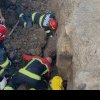 Vâlcea: Doi muncitori surprinși sub un mal de pământ. Unul dintre ei este acoperită complet