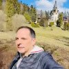 Dan Negru, supărat, la Sinaia: „E mai ieftin să vezi Versailles, decât Peleș. Dacă tot încasezi mai mult, măcar gardul repară-l!”