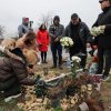 După proces, prietenii lui Sebi, studentul ucis de Vlad Pascu, au mers la locul accidentului, ca să depună flori de ziua lui. „O mizerie de judecată”