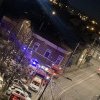 Locatarii unui bloc din Ploiești, evacuați din cauza unui miros suspect pe casa scării. Trei persoane au primit îngrijiri medicale