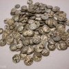 Peste 150 de drahme şi tetradrahme greceşti din argint, vechi de 2.000 de ani, descoperite la Poiana Cristei de doi căutători de comori
