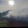 Zeci de oi au ars de vii, în om la spital și tone de furaje scrum după un incendiu devastator