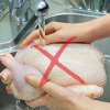 De ce este interzis să speli carnea de pui înainte de a o găti. Ce trebuie să faci, de fapt, cu ea