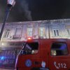 Incendiu în Centrul Vechi din București, într-o zonă intens frecventată de turişti. Pompierii intervin de urgenţă
