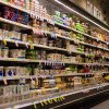 Ce au ajuns românii să cumpere de pe rafturi: „zer” în loc de lapte