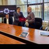 Alba Iulia| S-a semnat contractul pentru amenajarea unui parc fotovoltaic și echiparea a cinci clădiri publice cu centrale fotovoltaice