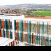 FOTO| Liceul viitorului de la Sebeș. Un colos de sticlă, cu o arhitectură deosebită și tehnologii de ultimă generație