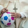 Papa Francisc spune că l-a întrebat pe Maradona despre „Mâna lui Dumnezeu”