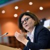 Comisarul european Adina Vălean: UE îşi va intensifica acţiunile de control asupra transportatorilor de cereale ucrainene