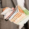 Fraudă de 3 milioane de euro din fonduri europene la Arad: Procurorii Parchetului European au efectuat percheziții
