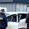 A promis unei femei că poate „organiza” o pedeapsă mai blândă soțului ei, contra 100 mii de lei: Un avocat din Bălți, reținut de CNA în timp ce primea o parte din bani