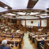 Sondaj IMAS. Trei partide în Parlament, două - pe prag: Cum ar vota moldovenii, dacă duminică și-ar alege deputații