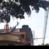 „Tată, sunt blocat undeva sus, te iubesc!” Dezastru în aer: Un elicopter cu turişti s-a izbit de o clădire, la Bogota