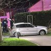 Un BMW a ajuns în Parcul Tineretului, după o coliziune cu un alt autoturism