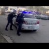 VIDEO Bărbat din Lugoj, prins în timp ce dădea spargerea într-o farmacie din Craiova