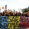 ȚARA LUI PAPURĂ VODĂ: Un elev din Baia Mare, sancționat cu scăderea notei la purtare pentru a că a adus la școală stikere cu „Basarabia e România”