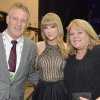 Din ce familie se trage Taylor Swift