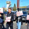 Protest în fața Aeroportului: Simpatizanții lui Alin Nica se opun alianței PNL-PSD în Timiș