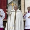 În mesajul său de Paşte, papa Francisc i-a îndemnat pe oameni „să nu cedeze în faţa logicii armelor”