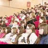 Peste 250 de elevi din Topoloveni au văzut gratis filmul „Warboy” la Casa de Cultură