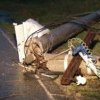 Măsuri PSI luate după un accident rutier în Maramureș- Stâlp de electricitate rupt