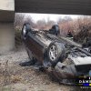 S-a răsturnat cu mașina de pe pod în comuna  I.L. Caragiale