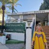 FEMEI CARE NE INSPIRĂ: Simona Kunz, bistrițeanca care îi atrage cu mici și sarmale pe turiști în restaurantul său de pe malul mării, din Spania