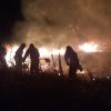 Incendiu la vegetaţie uscată şi stuf pe 20 de ha la Baldovineşti