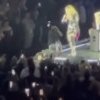 VIDEO | Madonna, gafă de proporții: A țipat la un fan aflat în scaun cu rotile să se ridice în picioare