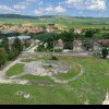 Proiect pentru amenajarea curții Castelului de la Sâncrai: Zone de promenadă și evenimente, pavilion și iaz