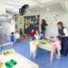 Creșele și grădinițele, obligate să instaleze sisteme de monitorizare audio-video la care părinții să aibă acces