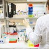 Investiții în oncologie. Fonduri europene pentru dotarea laboratoarelor de genetică și anatomie patologică
