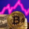 CREȘTEREA SPECTACULOASĂ A CRIPTOMONEDELOR Bitcoin atinge un nou maxim: peste 64.000 de dolari în cursul zilei de luni