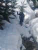 VIDEO Un ucrainean care a trecut ilegal frontiera s-a rătăcit în munţi. Este căutat de salvamontiştii maramureşeni