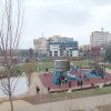 „Așteptați primul incident la știri să acționați?”. Părinții critică siguranța Parcului Observator, cel mai scump parc din România