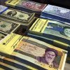 Rialul iranian a coborât duminică, temporar, la un minim record faţă de dolarul SUA, după atacul Iranului împotriva Israelului