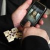 IPS Calinic a dat dezlegare unui credincios sucevean să citească rugăciunile de pe telefonul mobil
