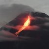Mii de persoane evacuate din cauza unui vulcan din Indonezia