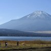 Un oraș din Japonia va bloca priveliștea Muntelui Fuji pentru turiștii problematici