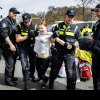 Activista de mediu Greta Thunberg a fost săltată de poliție în timpul unui miting de protest