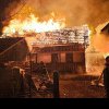 Incendiu devastator în Suceava. Proprietarilor li s-a făcut rău când au văzut prorporțiile dezastrului - FOTO