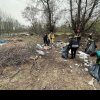 Record negativ: O tonă de deșeuri adunate de pe malul râului Bistrița. Un televizor, o maşină de spălat şi chiar un frigider, ridicate de volutari